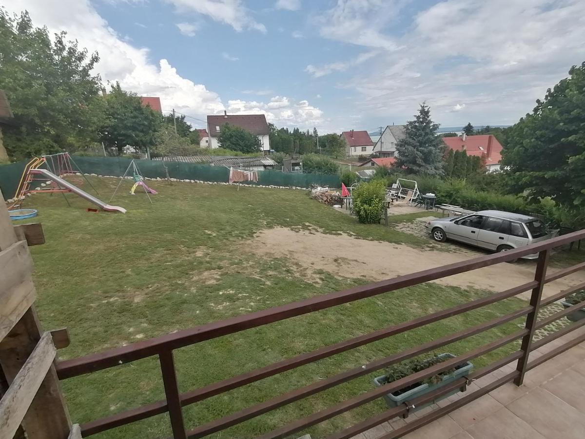 Panoráma Vendégház Badacsonytomaj Esterno foto